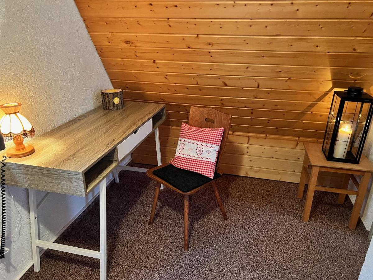 Urige Berghuette Mit Kamin Und Sauna Im Erzgebirge Nahe Schwarzwassertal Pobershau Ngoại thất bức ảnh